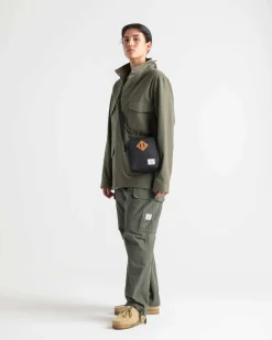 Herschel : Heritage Weather Resistant Crossbody Bag
