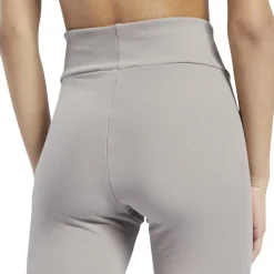 Reebok : Classic Wide Leggings Shorts