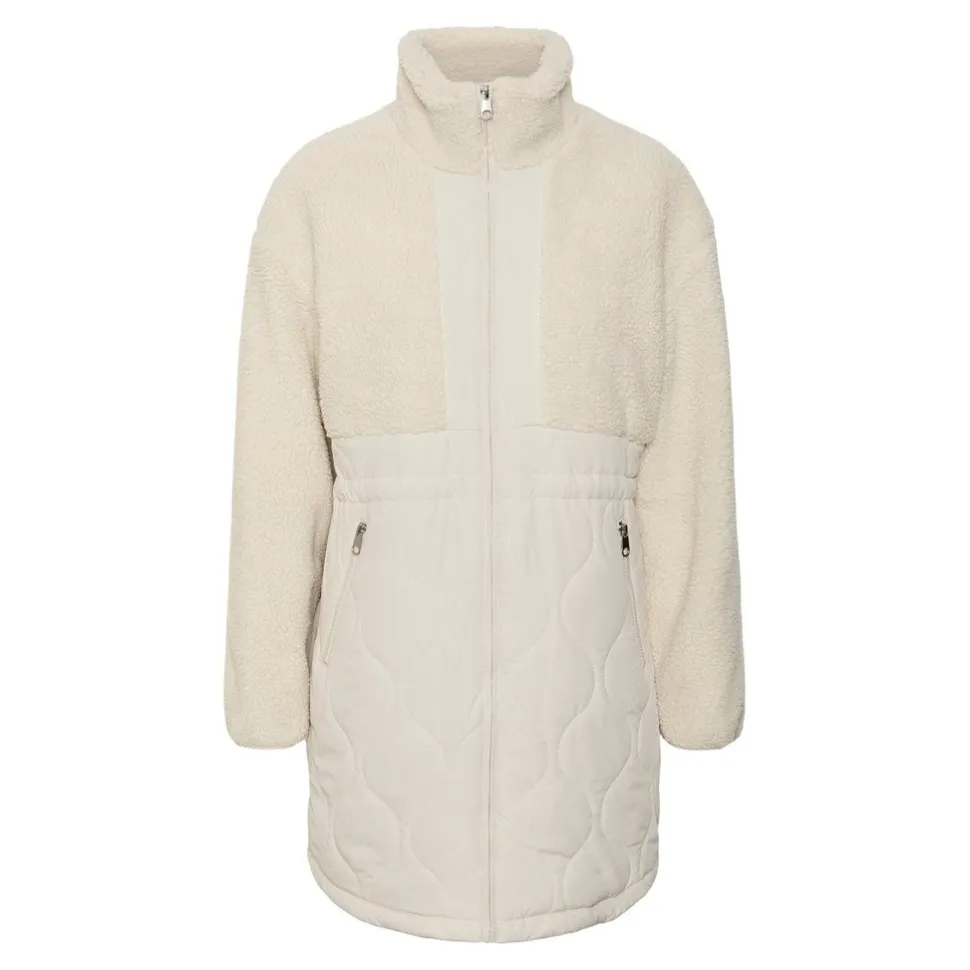 Vero Moda : Alison Teddy Quilted Coat