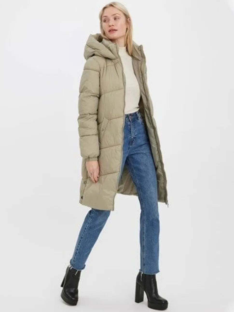 Vero Moda : Uppsala Long Puffer Coat